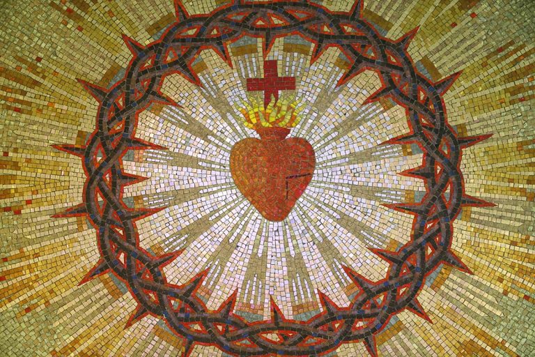 Jesus Sacred Heart. Chapelle des Apparitions.